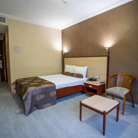 Halley Hotel 3*