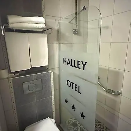 Halley 호텔 3*